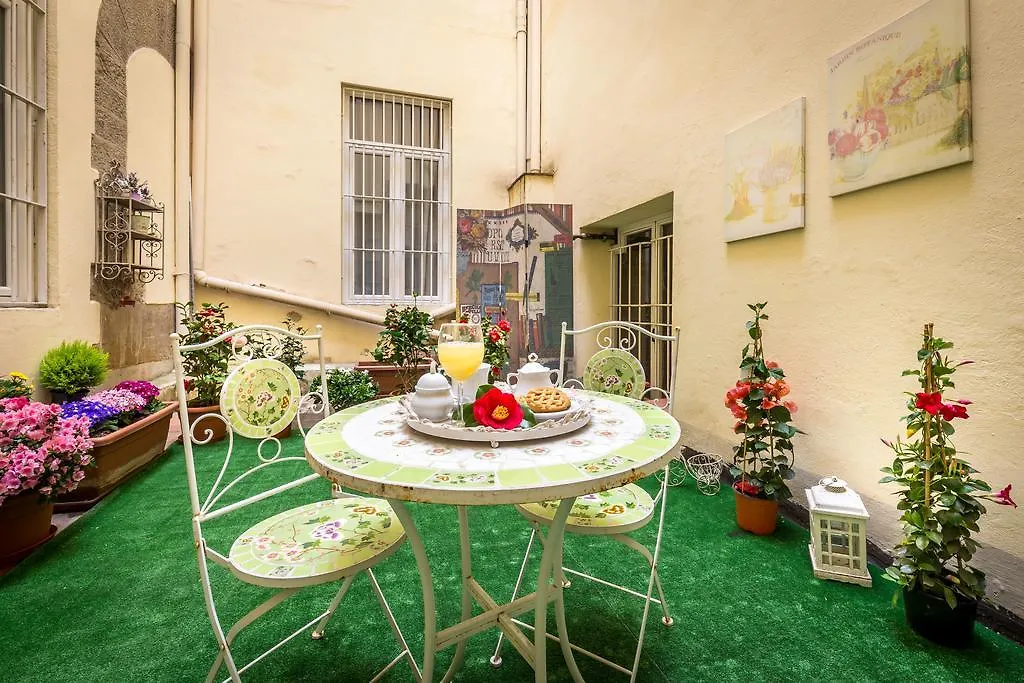 *** Guest house Tourist House Duomo Hotel Florence Italy
